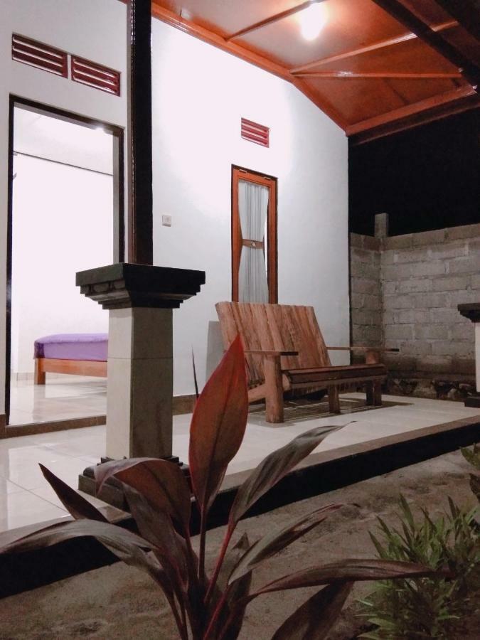Safsia Homestay Toyapakeh Ngoại thất bức ảnh