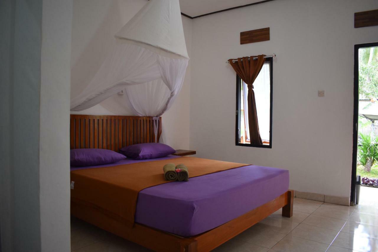 Safsia Homestay Toyapakeh Ngoại thất bức ảnh